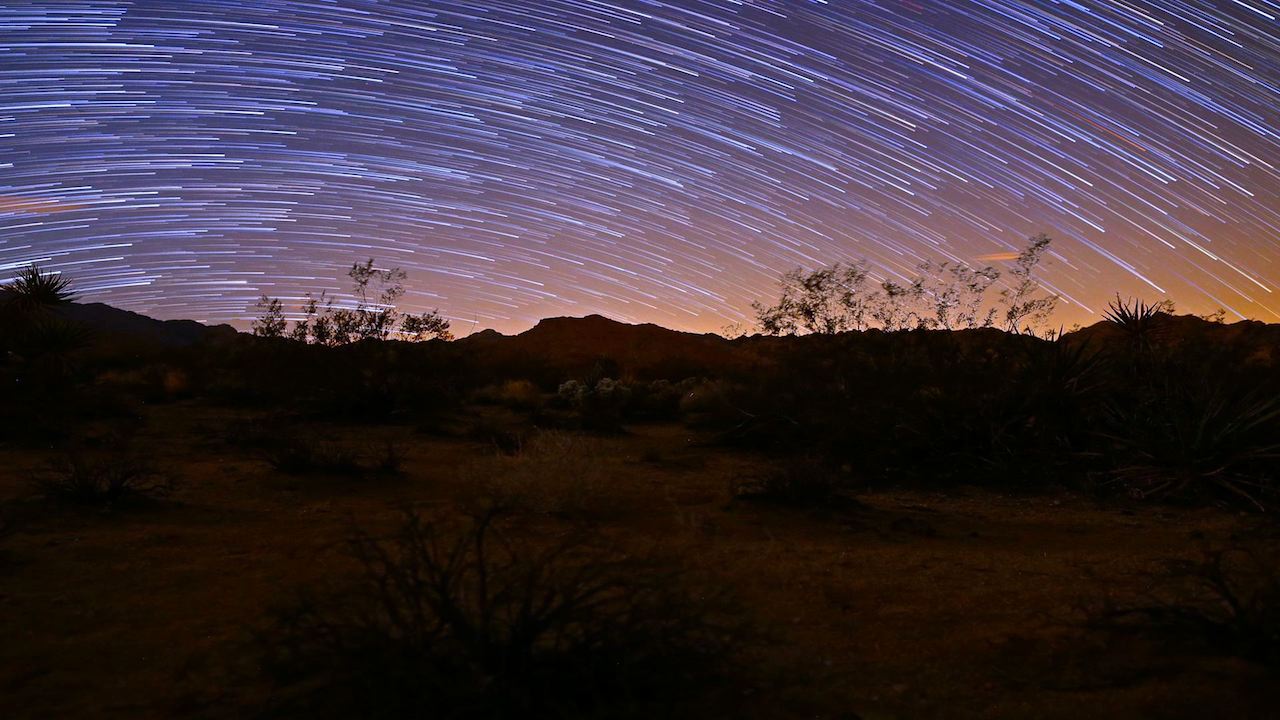 February Stargazing: Planets, Comets and Constellations Shine in Night Sky